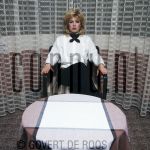 15-04-1981 Kim Wilde at studio Amsterdam

[keywords]Eyecontact, Half Length, Posed, Singer[/keywords]